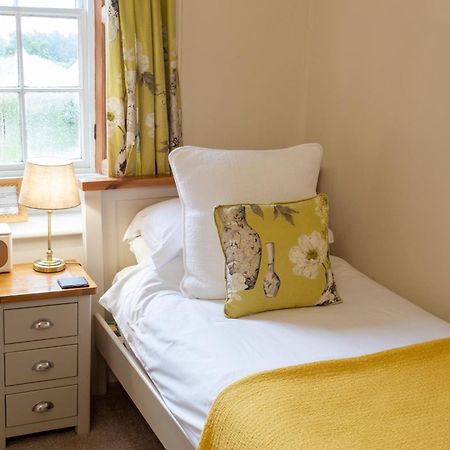 Market Cross Guest House Belford Exterior foto